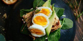 US election: Clinton and Trump trade barbs at Al Smith dinner US election: Clinton and Trump trade barbs at Al Smith dinner